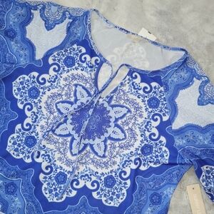 Sunny Leigh Womens Medium Blue White Short Sleeve Top Blouse Boho Peasant Hippie